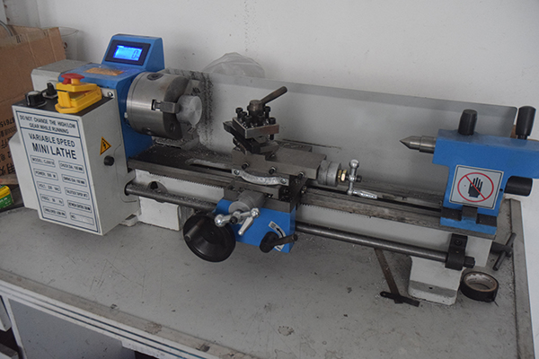 銑床磨樣機(jī) /cxyq/20190924104855-Ft6tsfG4oR80mNTSrbYgcolDIGdW.jpg